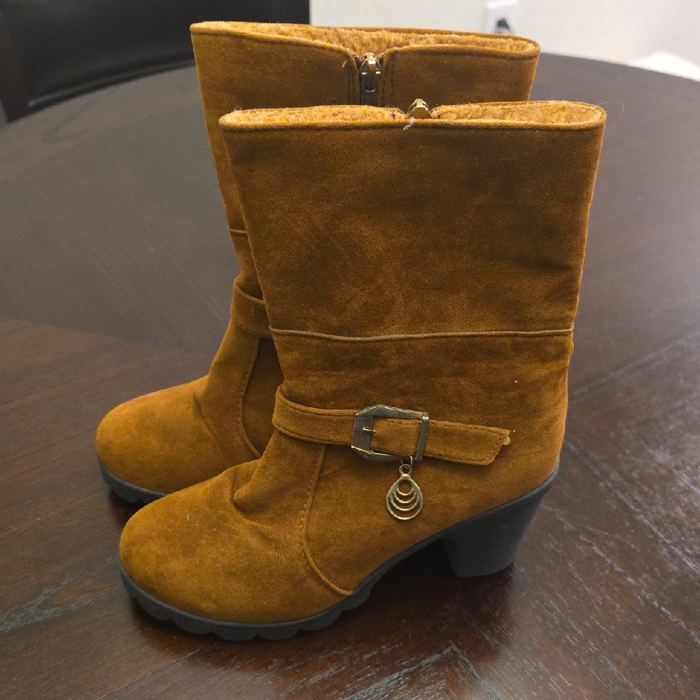 Stylish Tan Ankle Boots for Women